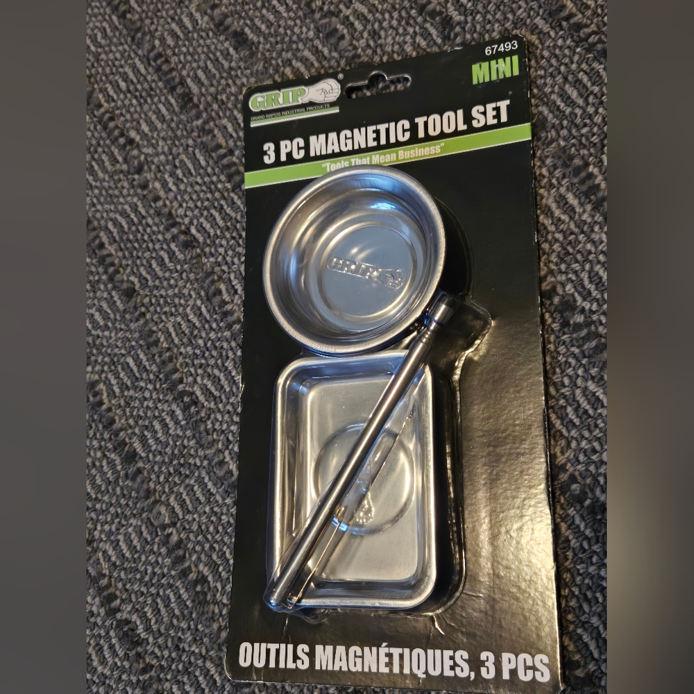 3 PC Magnetic Tool Set - Silver. NIP. Great For Any Project.